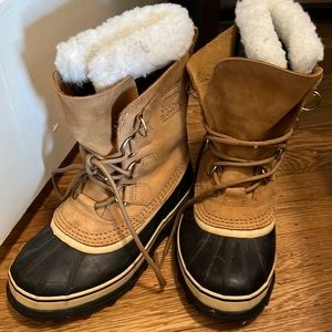 Sorel Caribou waterproof snow boots
